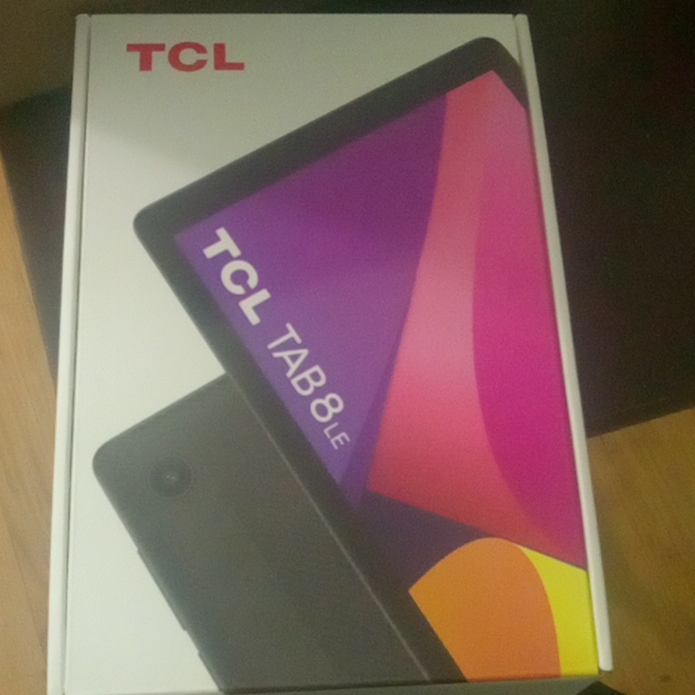 TCL Tablet 8LE